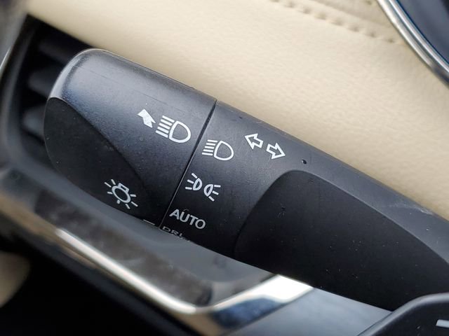 Used 2017 Toyota Avalon XLE Premium w/ All Weather Liner Package image 12