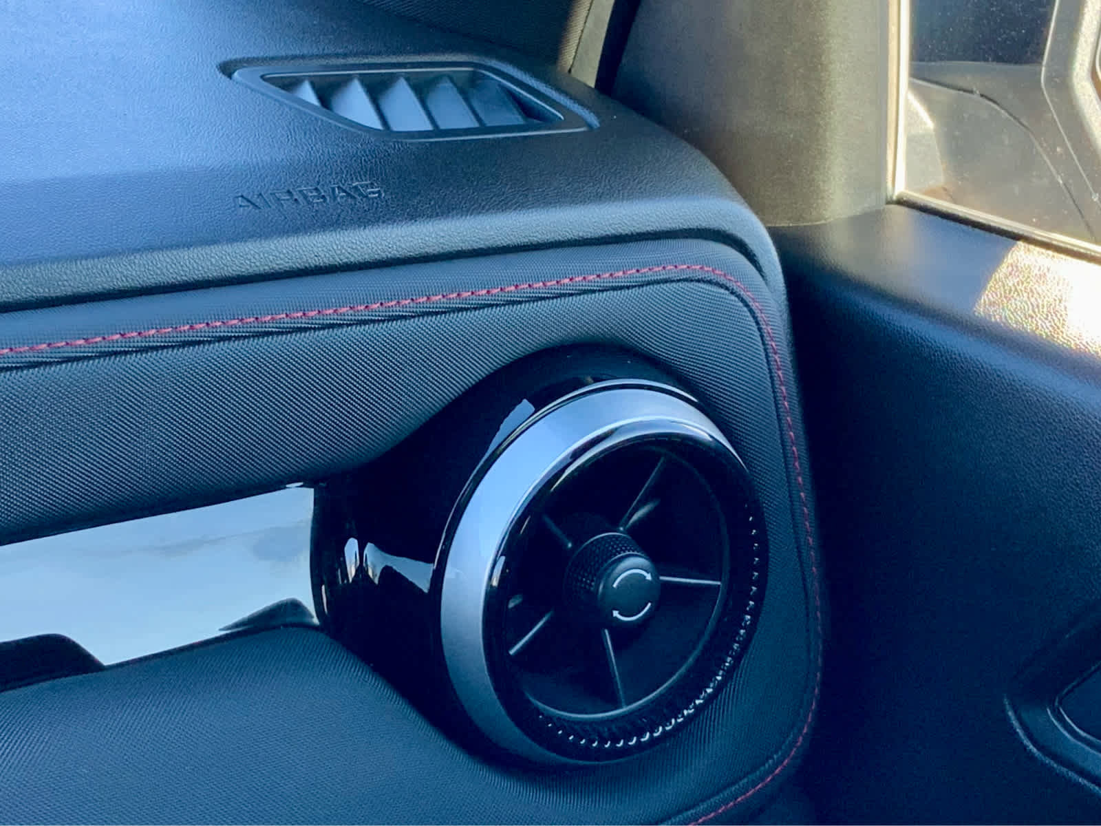 Used 2024 Chevrolet Colorado Z71 w/ Z71 Convenience Package 2 image 53