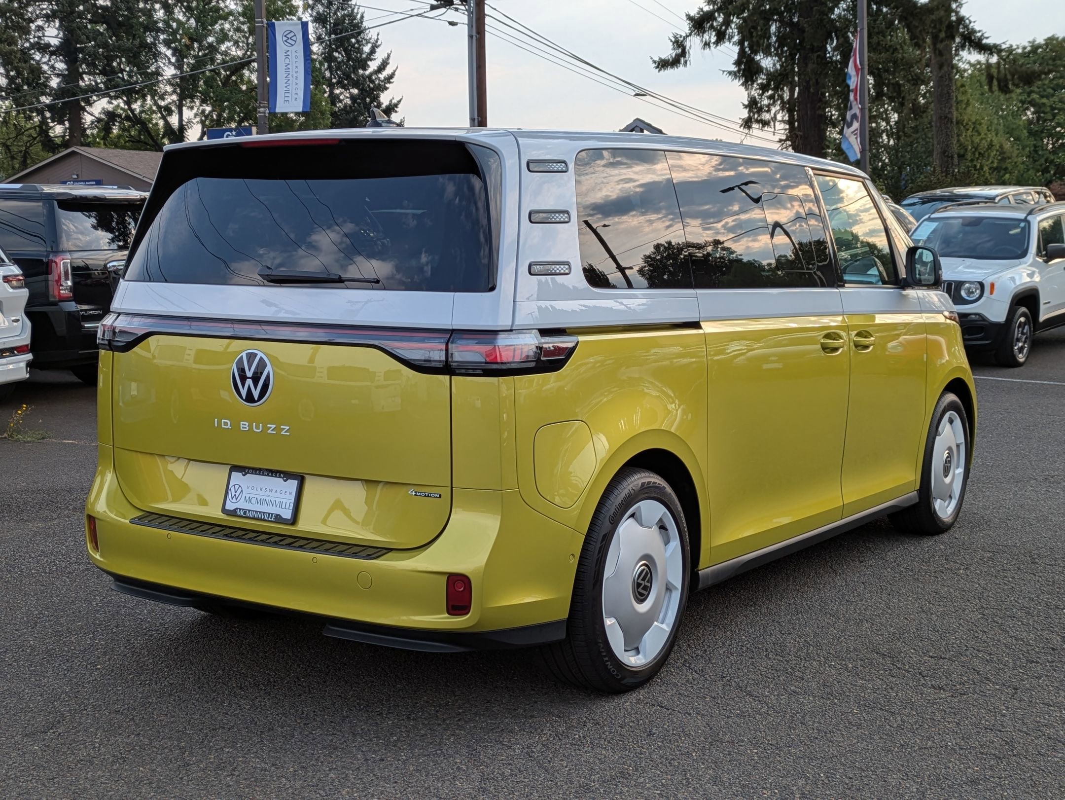 New 2025 Volkswagen ID. Buzz 1st Edition image 5