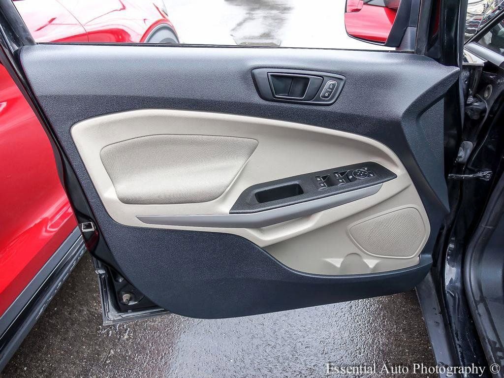 Used 2020 Ford EcoSport S image 19