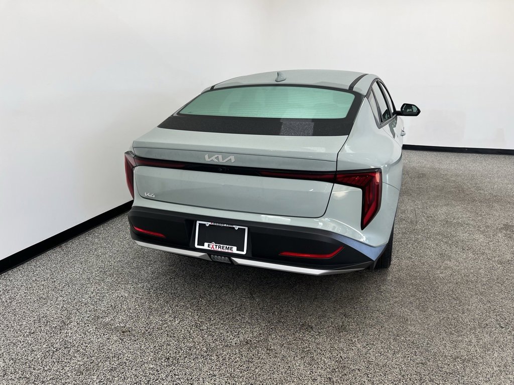 Used 2025 Kia K4 EX image 7