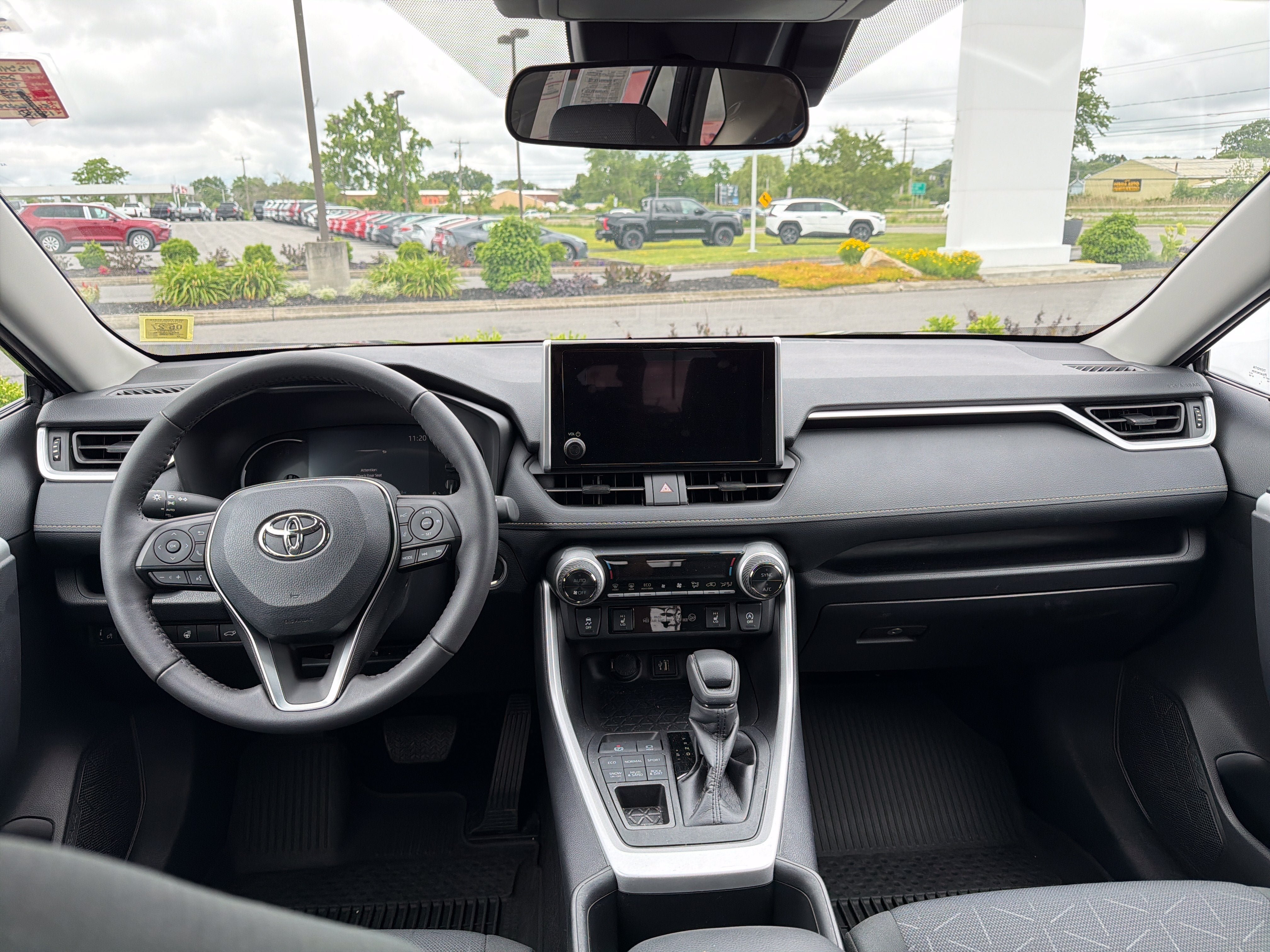 Used 2024 Toyota RAV4 XLE w/ Convenience Package AWD/4WD image 11