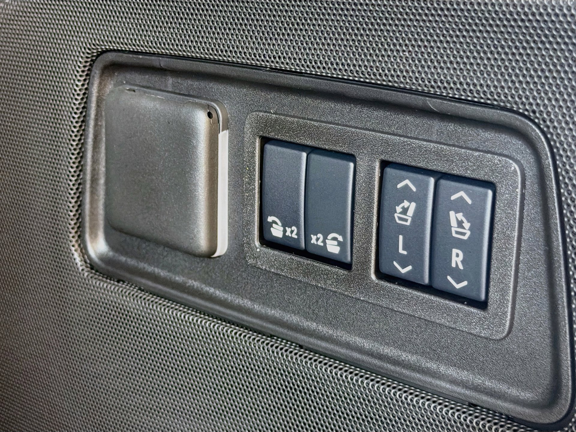 New 2027 Cadillac Escalade Sport w/ LPO, Floor Liner Package AWD/4WD image 13