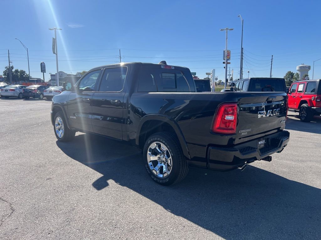 New 2026 RAM 1500 4x4 Crew Cab image 6