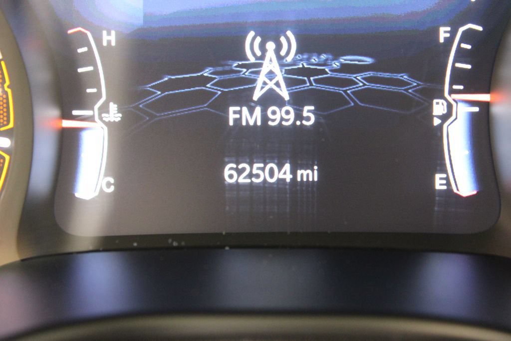 Used 2024 Jeep Compass Trailhawk AWD/4WD image 11