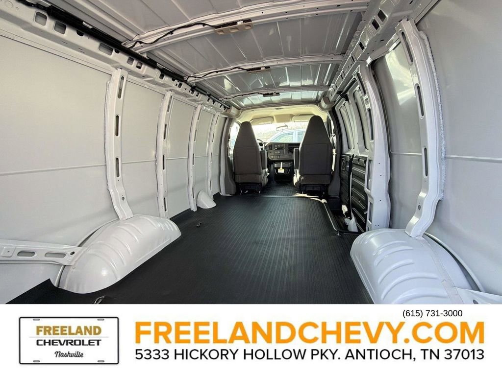 New 2026 Chevrolet Express 2500 w/ Driver Convenience Package image 10