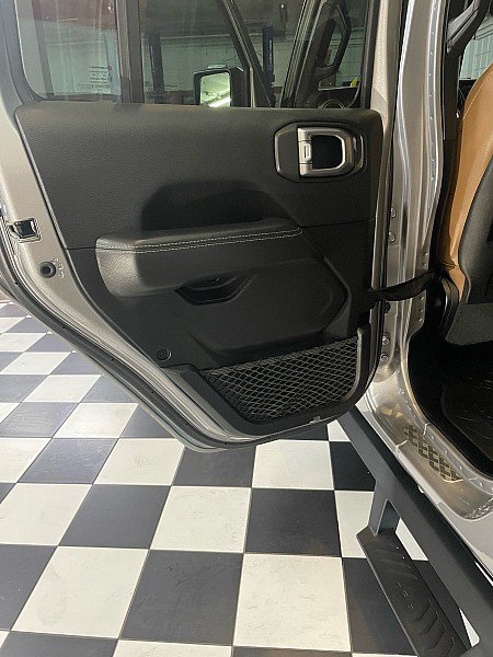 Used 2020 Jeep Gladiator Rubicon AWD/4WD image 23