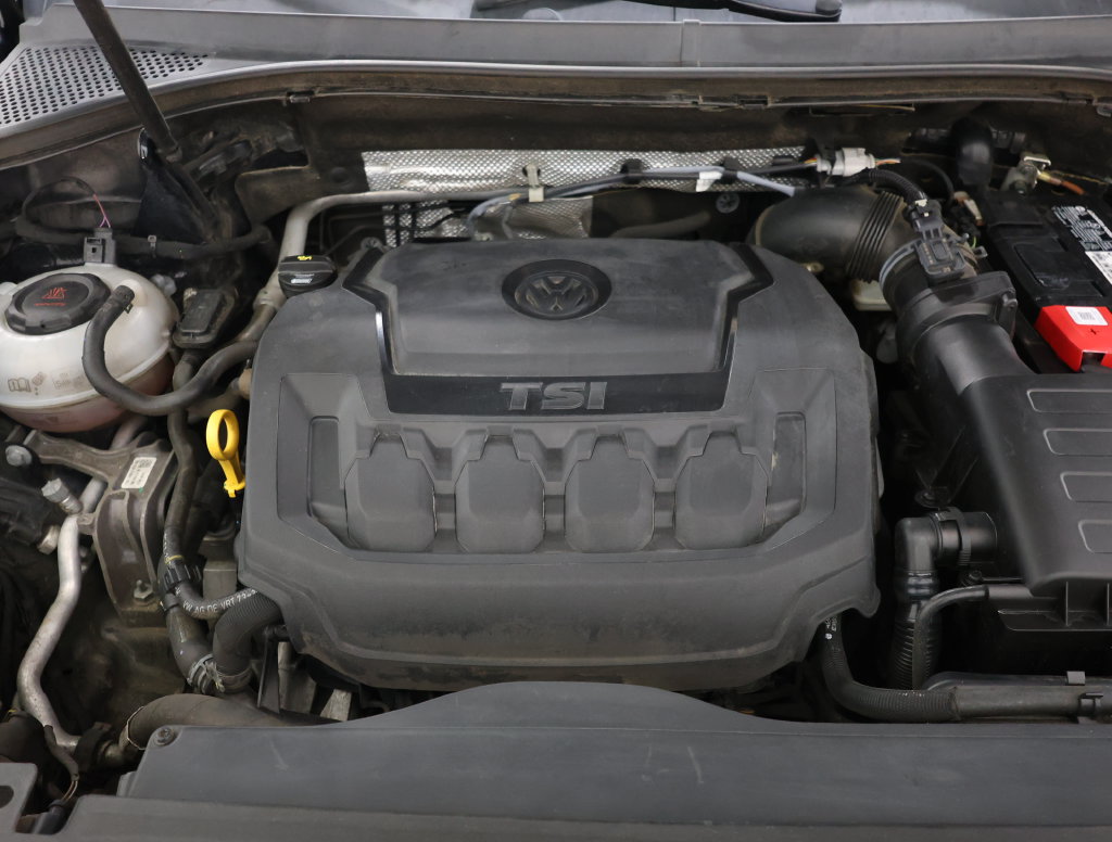 Used 2020 Volkswagen Tiguan S FWD image 28