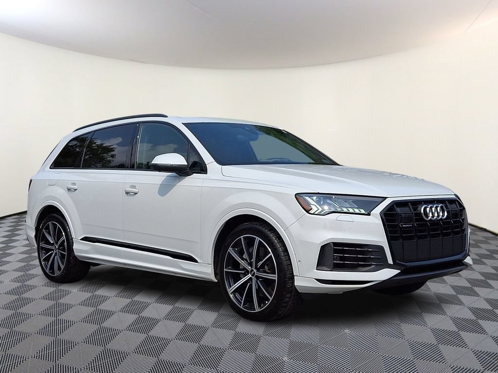 Used 2024 Audi Q7 3.0T Prestige