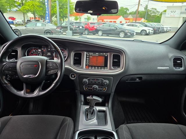 Used 2022 Dodge Charger SXT w/ Driver Convenience Group AWD/4WD image 3