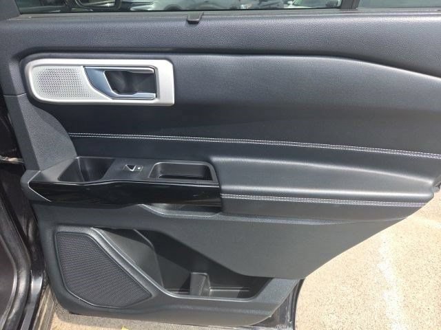 Used 2022 Ford Explorer ST w/ ST Street Pack AWD/4WD image 45