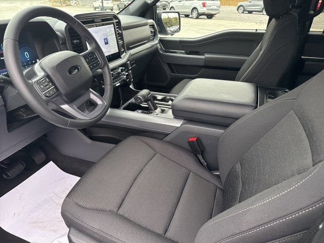 New 2025 Ford F150 XLT image 18