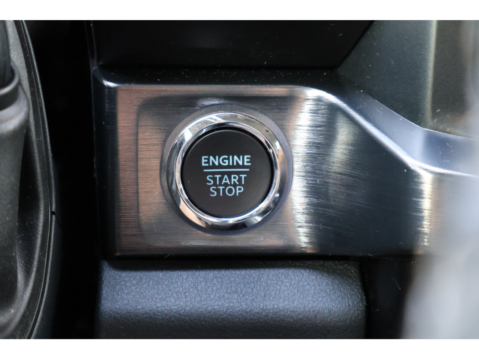 Used 2025 Ford F250 Lariat w/ Lariat Ultimate Package AWD/4WD image 9