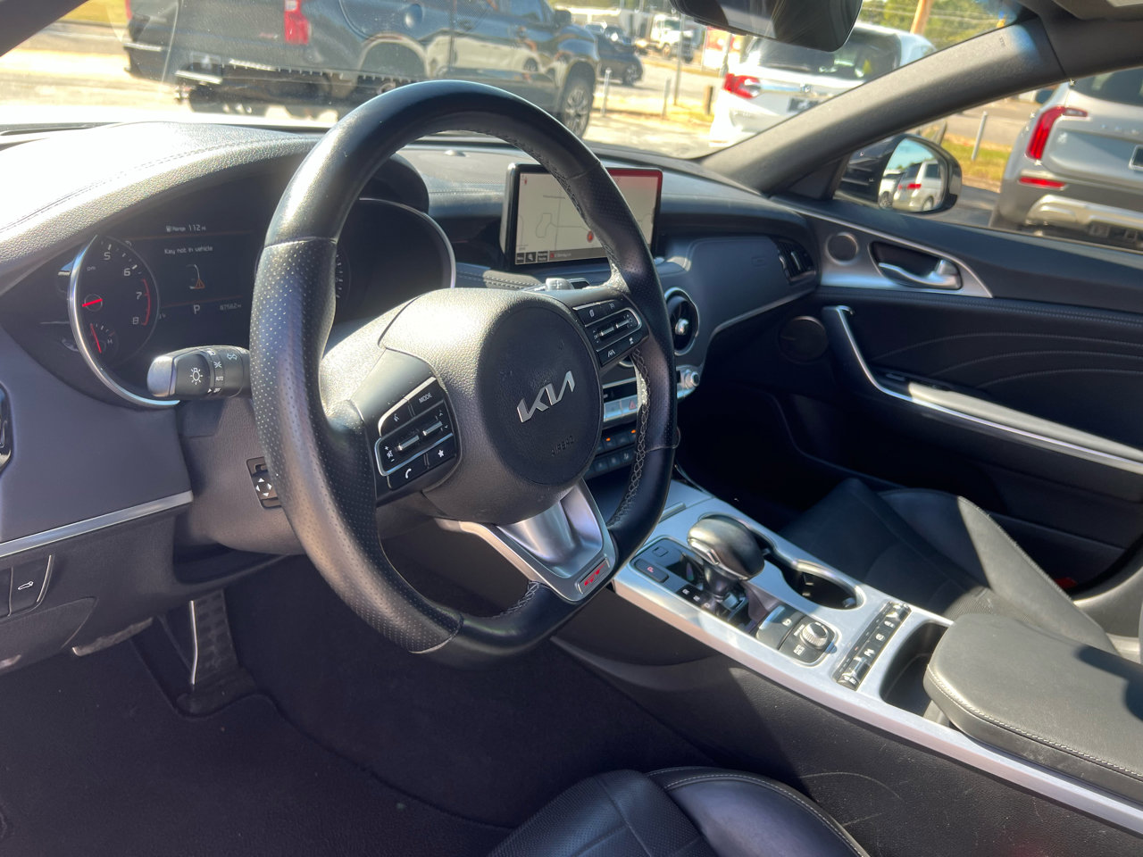 Used 2022 Kia Stinger GT2 image 27