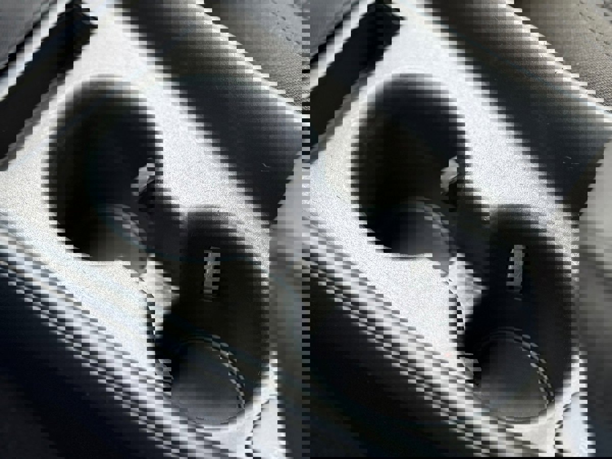 Used 2021 Toyota Prius LE w/ Carpet Mat Package (TMS) FWD image 29