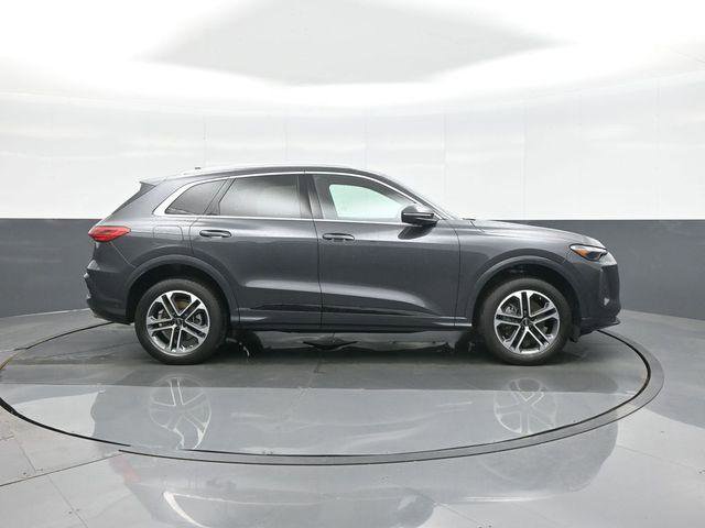 Certified 2025 Audi Q5 Premium w/ Convenience Package image 8