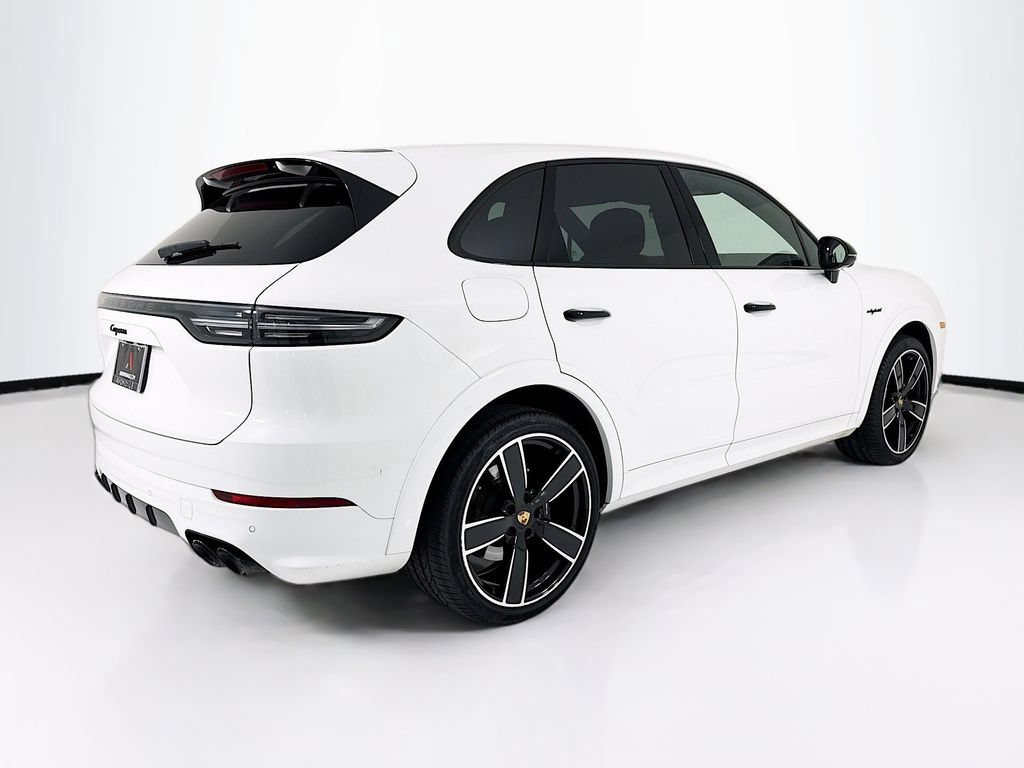 Certified 2023 Porsche Cayenne Platinum Edition AWD/4WD image 9