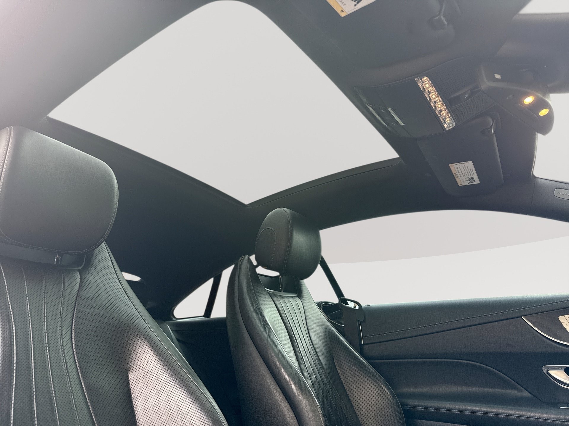 Used 2018 Mercedes-Benz E 400 4MATIC Coupe image 16