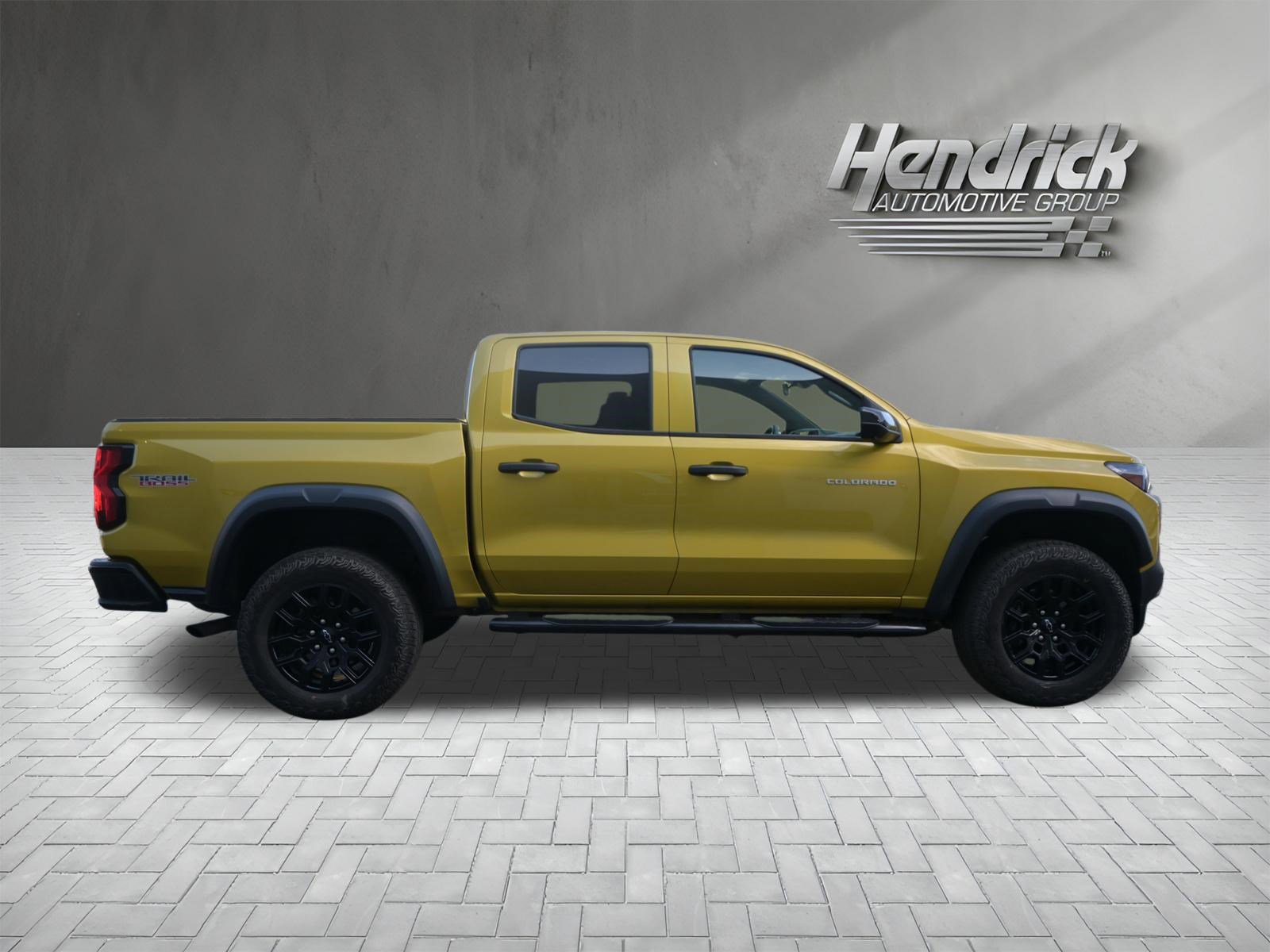 Used 2023 Chevrolet Colorado Trail Boss w/ Technology Package AWD/4WD image 10