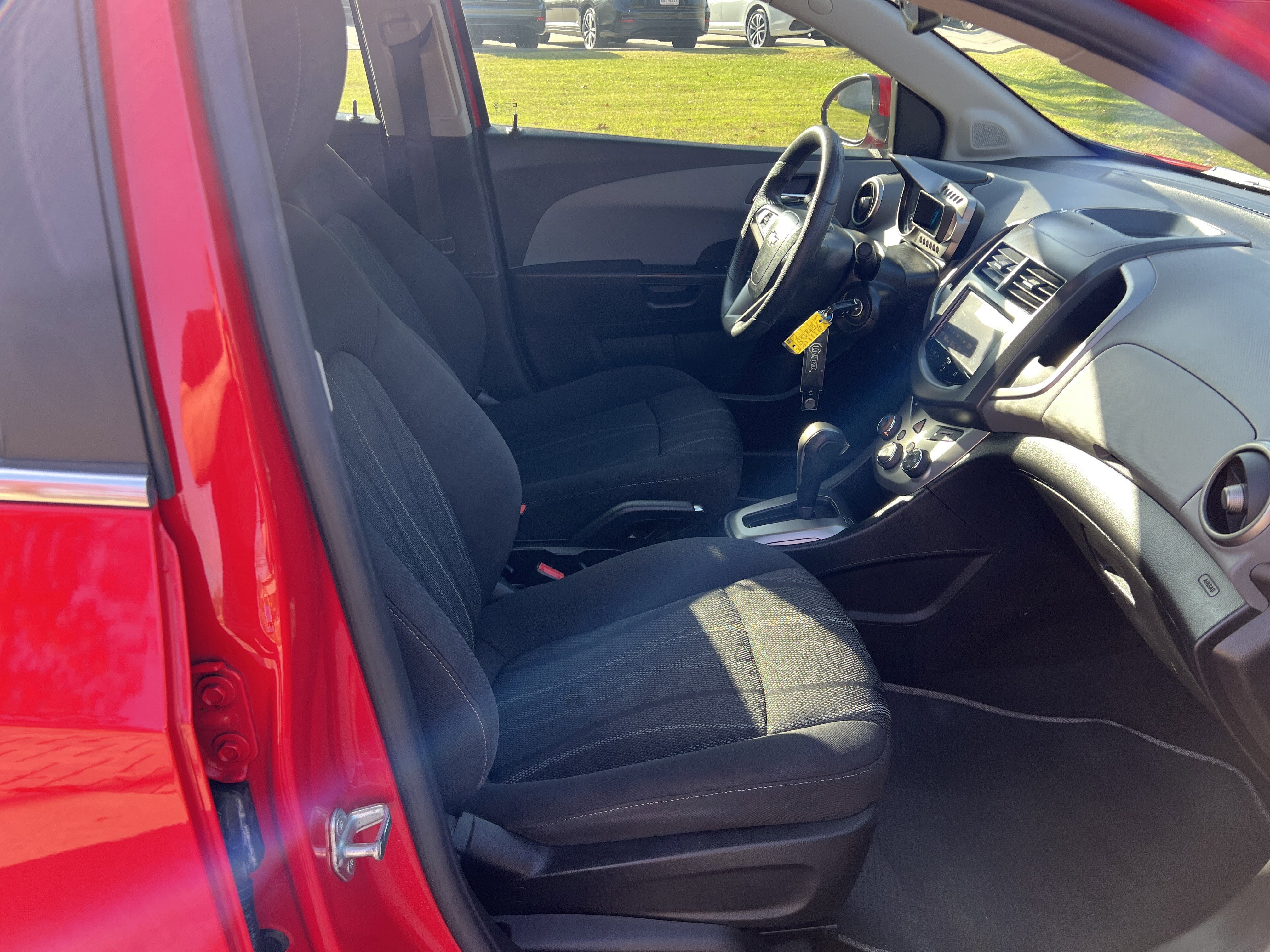 Used 2016 Chevrolet Sonic LT image 28