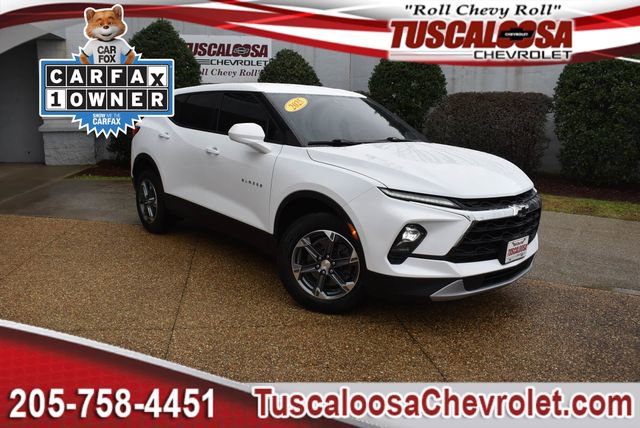 Used 2025 Chevrolet Blazer LT image 1