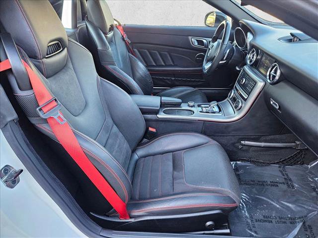 Used 2017 Mercedes-Benz SLC 43 AMG image 18