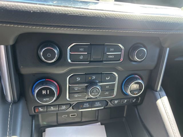 Used 2023 Chevrolet Suburban Premier image 24