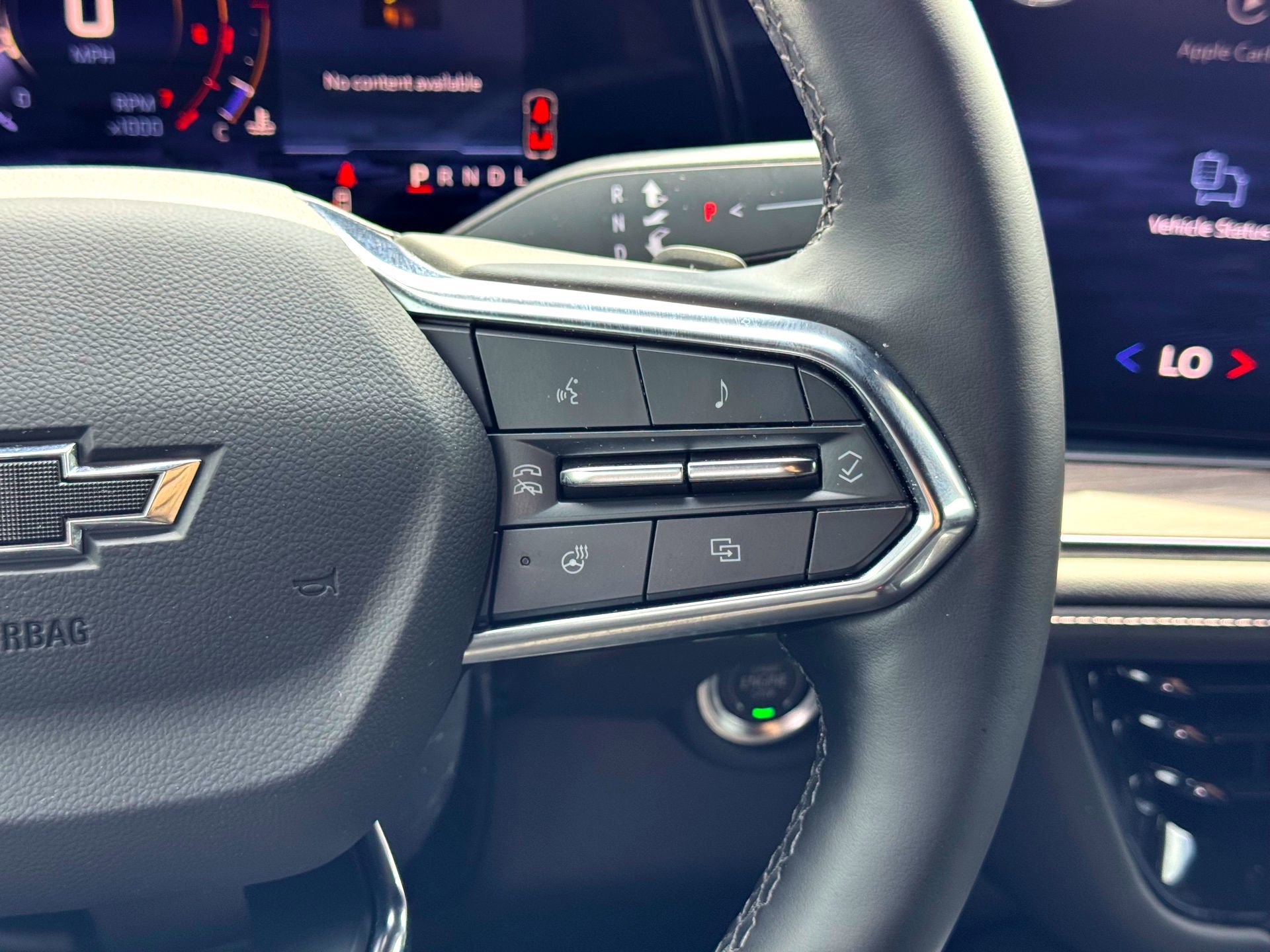 Used 2025 Chevrolet Tahoe Z71 w/ Comfort Package image 28