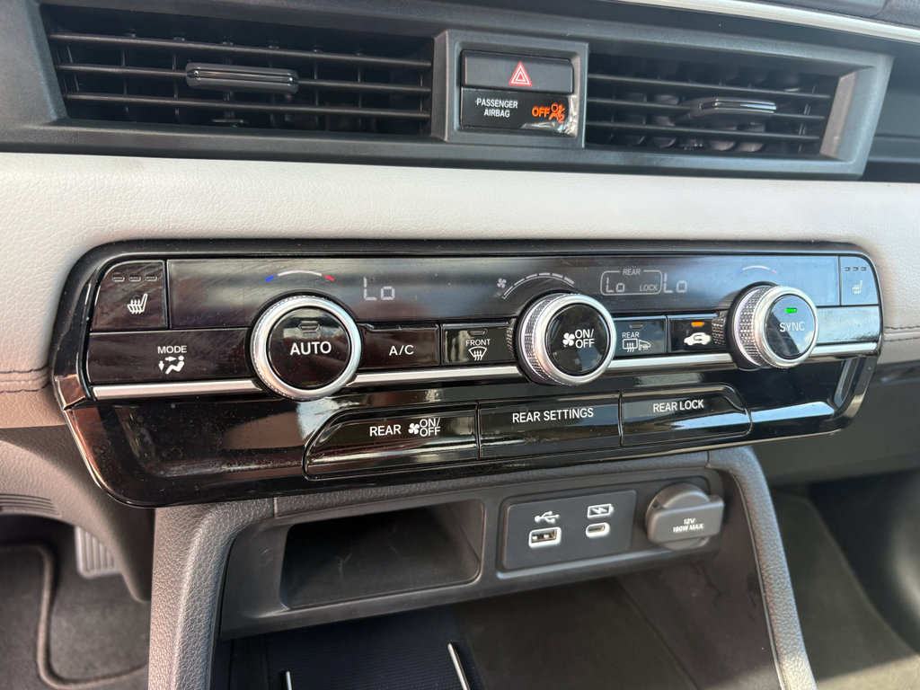 Certified 2024 Honda Pilot Touring image 21
