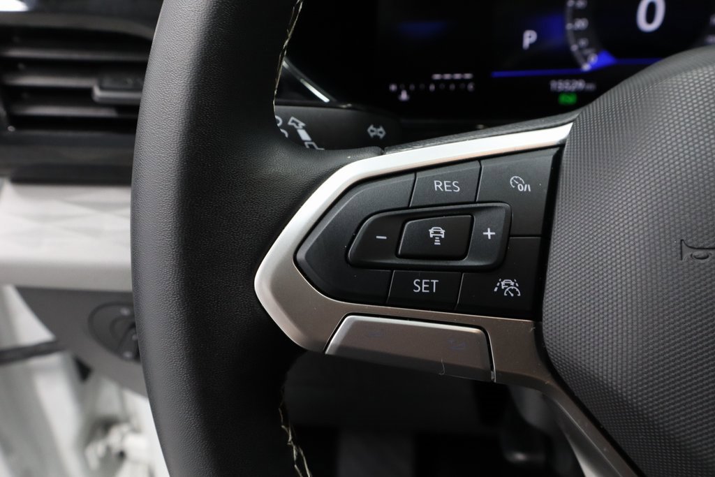 Used 2024 Volkswagen Taos S image 28