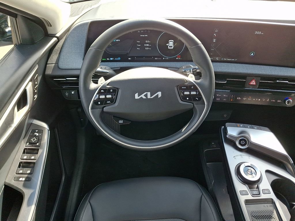 Used 2024 Kia EV6 Light image 11