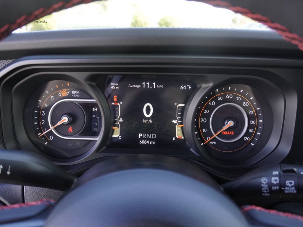 Certified 2024 Jeep Wrangler Unlimited Rubicon w/ Technology Group image 13