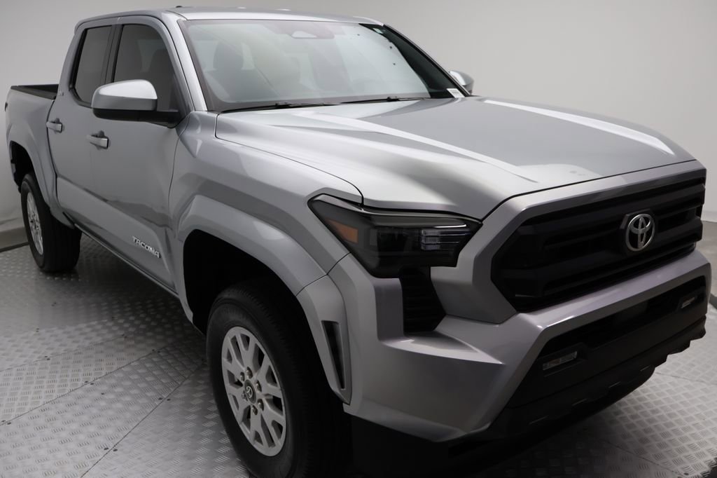 Certified 2025 Toyota Tacoma SR5 image 6