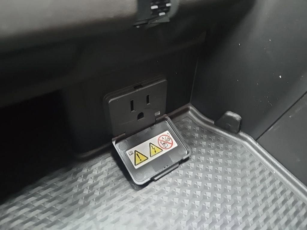 New 2026 RAM 1500 Laramie w/ Night Edition image 72