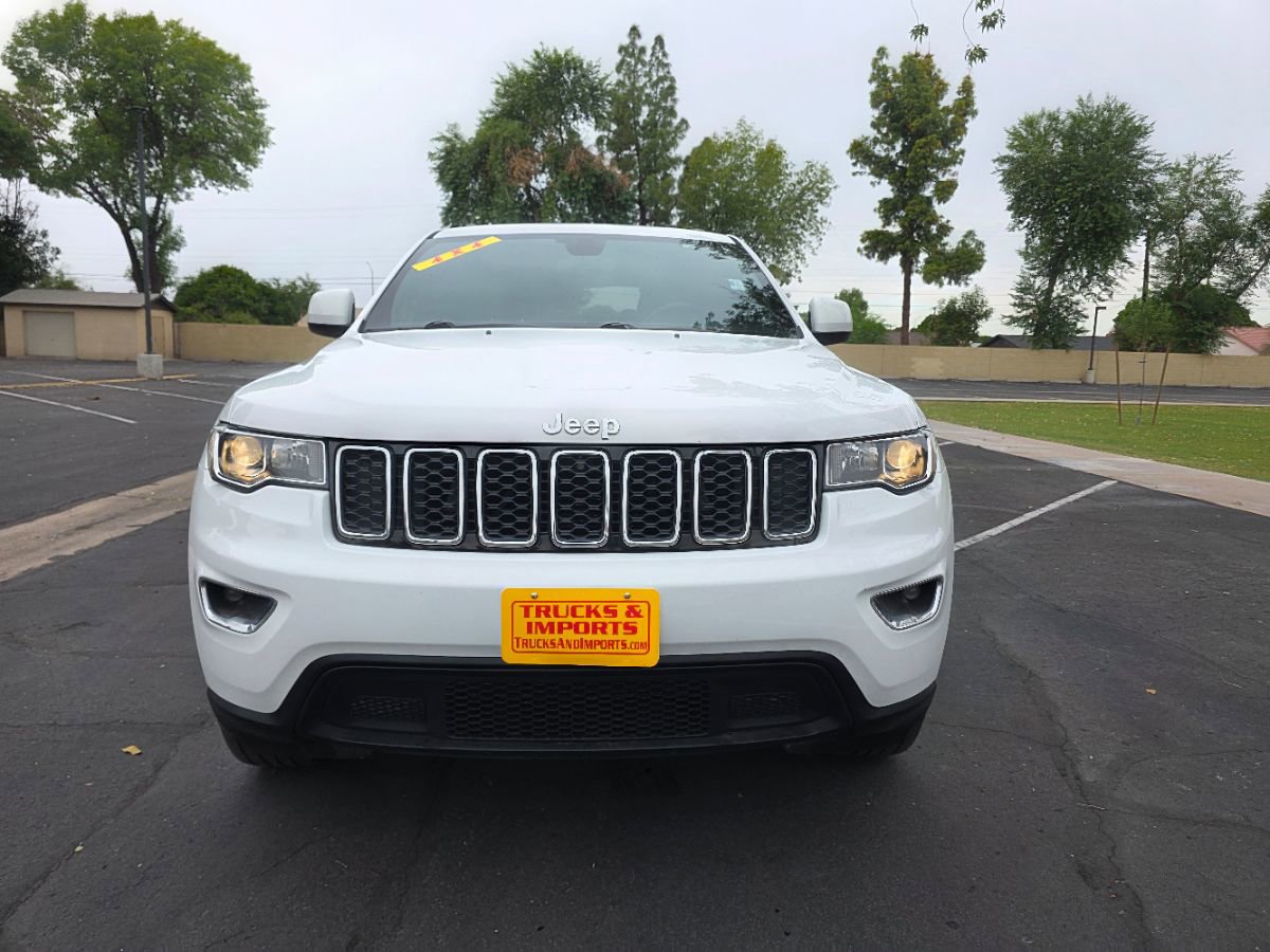 Used 2020 Jeep Grand Cherokee Laredo image 13