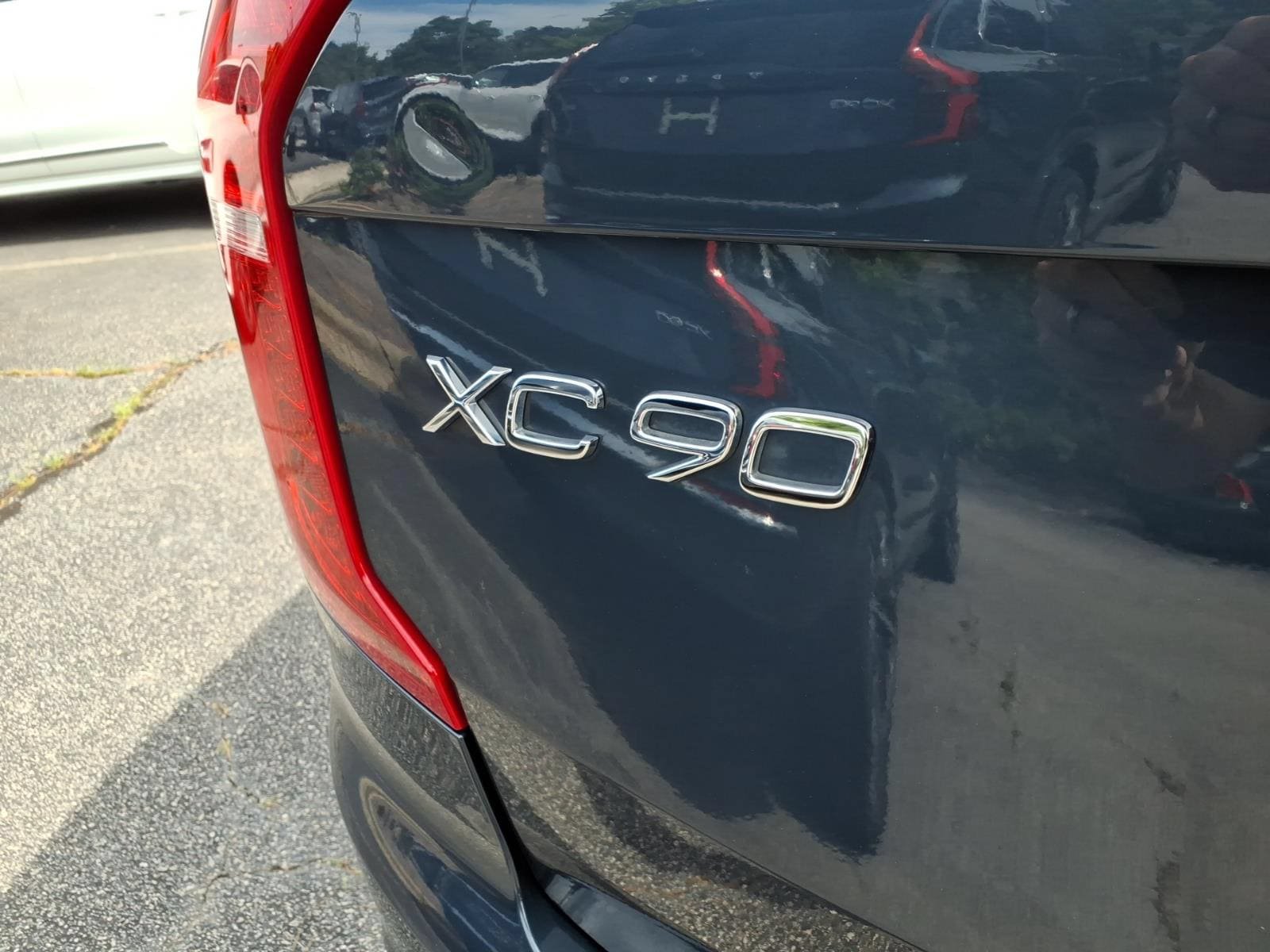 Certified 2024 Volvo XC90 B5 Plus AWD/4WD image 5