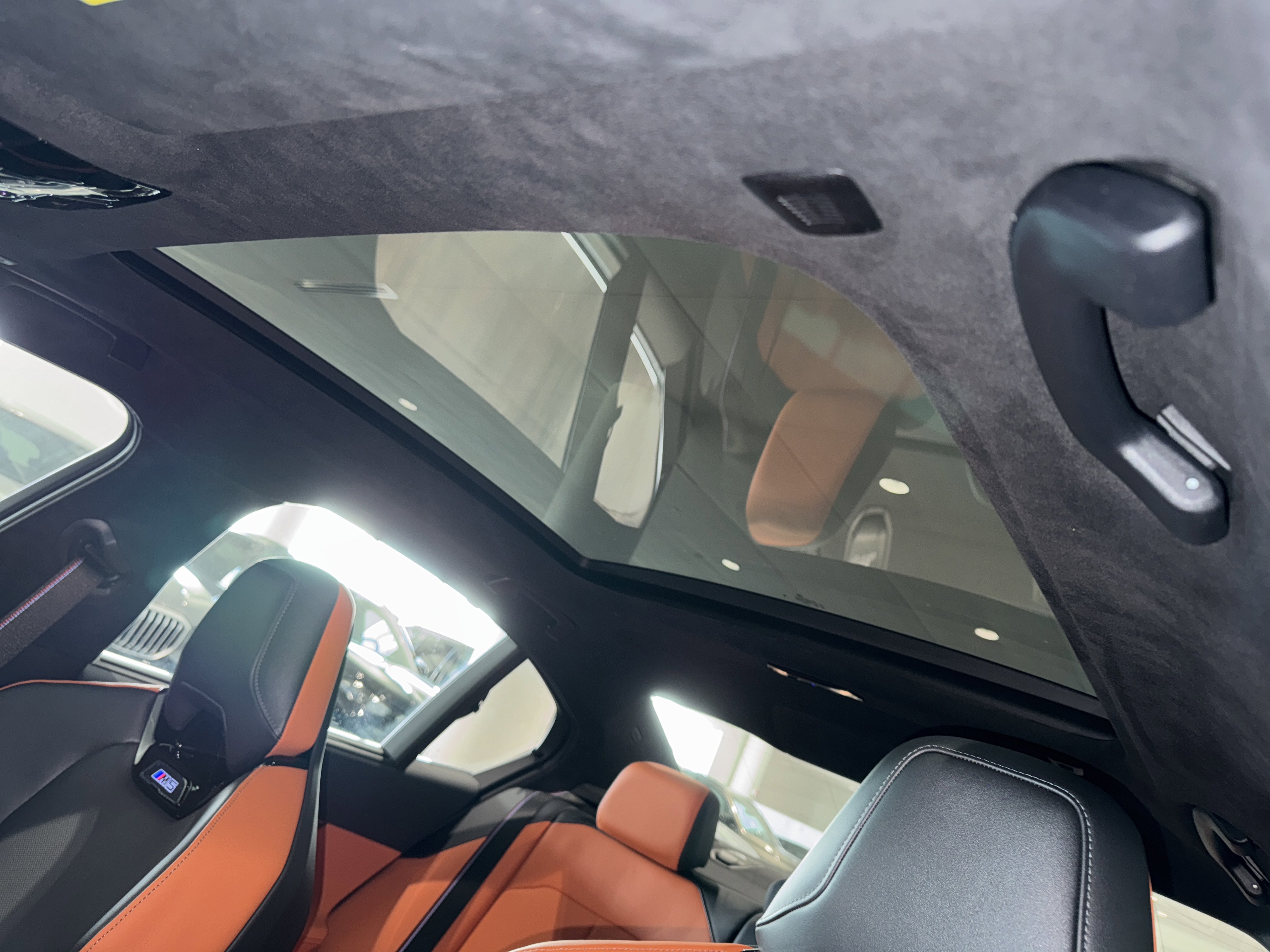 New 2026 BMW M5 w/ Executive Package image 23