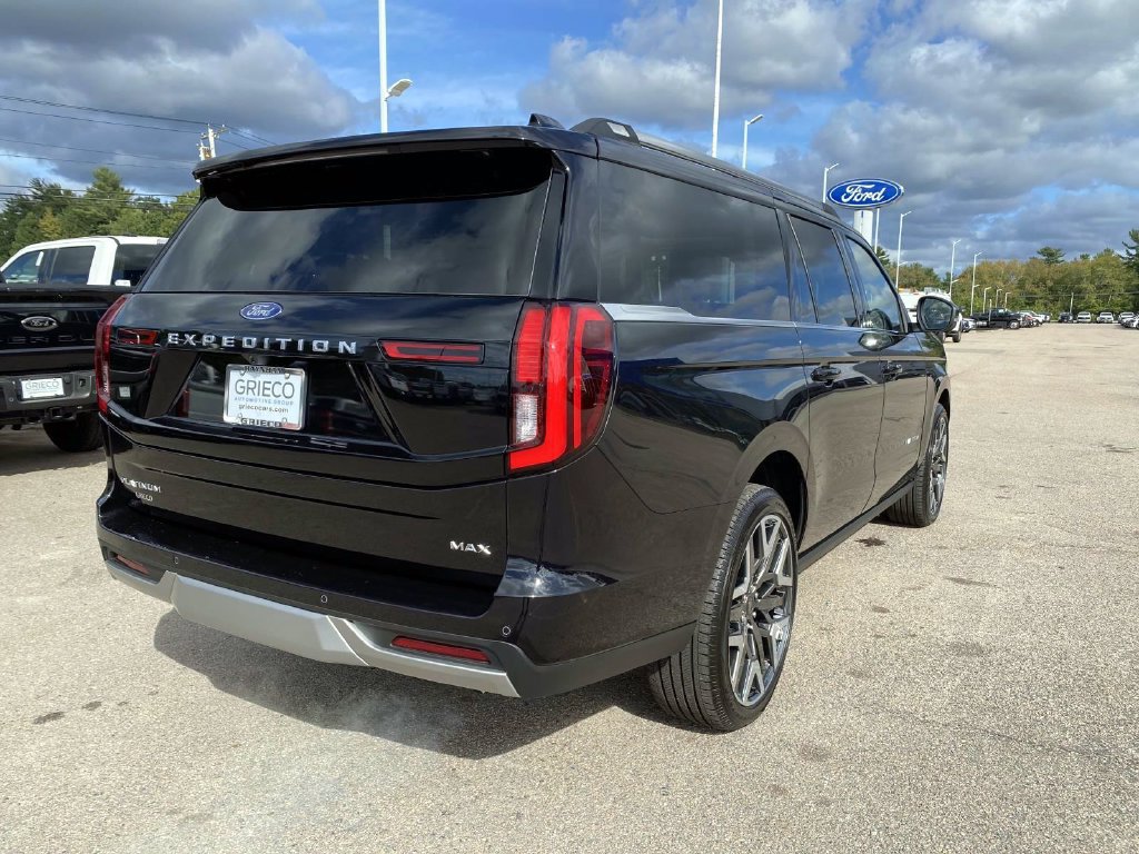 Used 2026 Ford Expedition Max Platinum w/ Platinum Ultimate Package AWD/4WD image 3