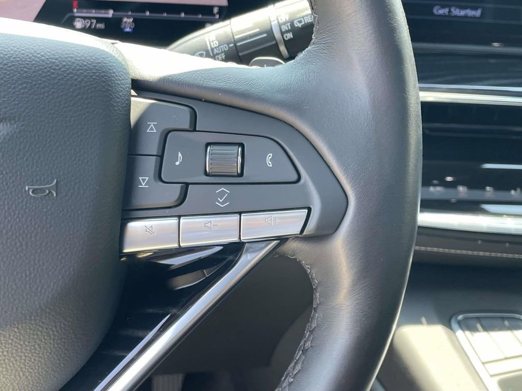 Used 2024 Cadillac Escalade Sport w/ LPO, ONYX Package image 24