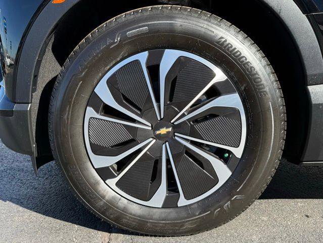 New 2026 Chevrolet Blazer EV LT image 17
