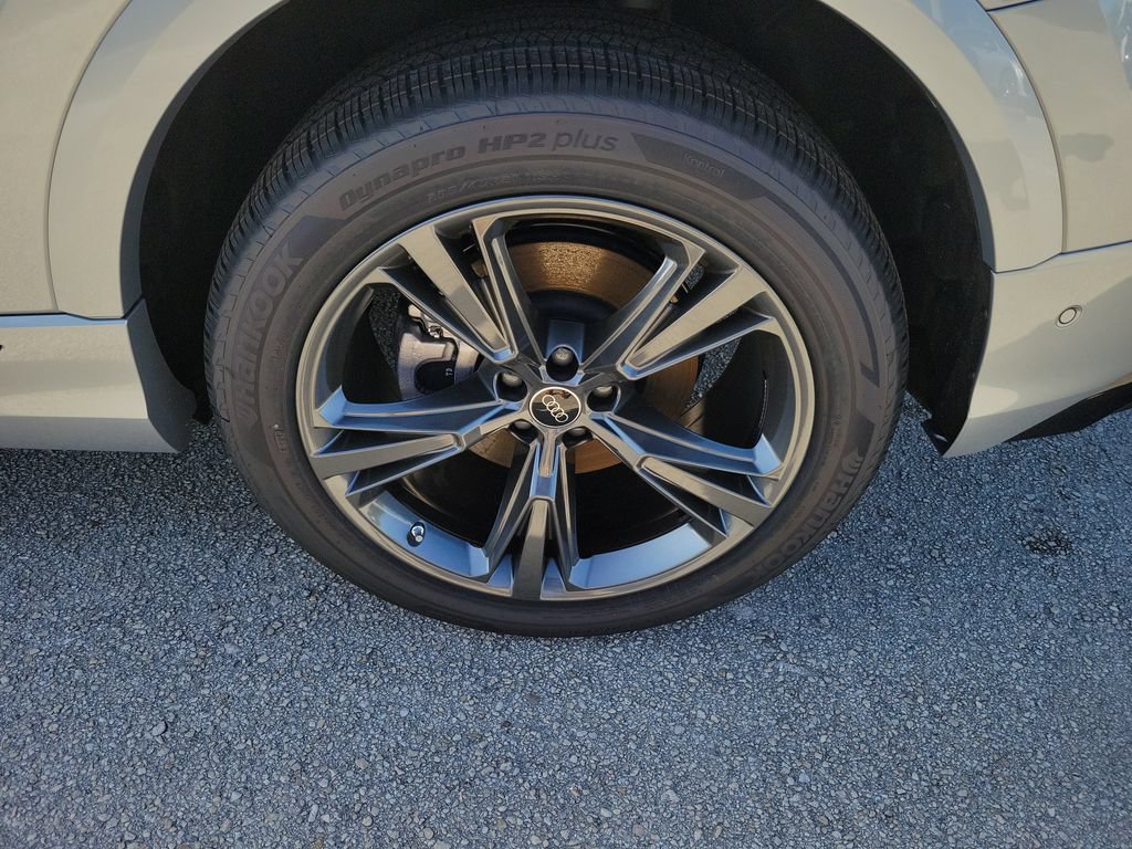 New 2027 Audi Q8 Premium AWD/4WD image 29