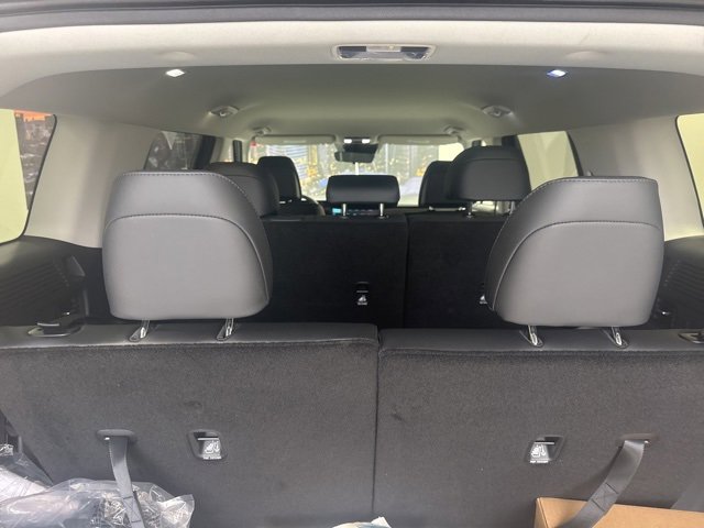 Used 2025 Hyundai Santa Fe SEL w/ Tow & Go Package image 19