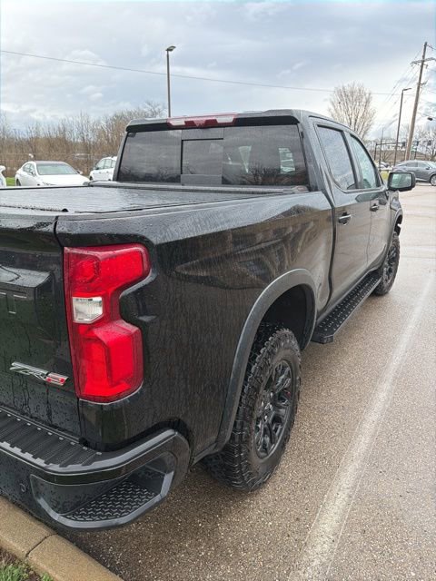 Used 2023 Chevrolet Silverado 1500 ZR2 w/ Technology Package image 5