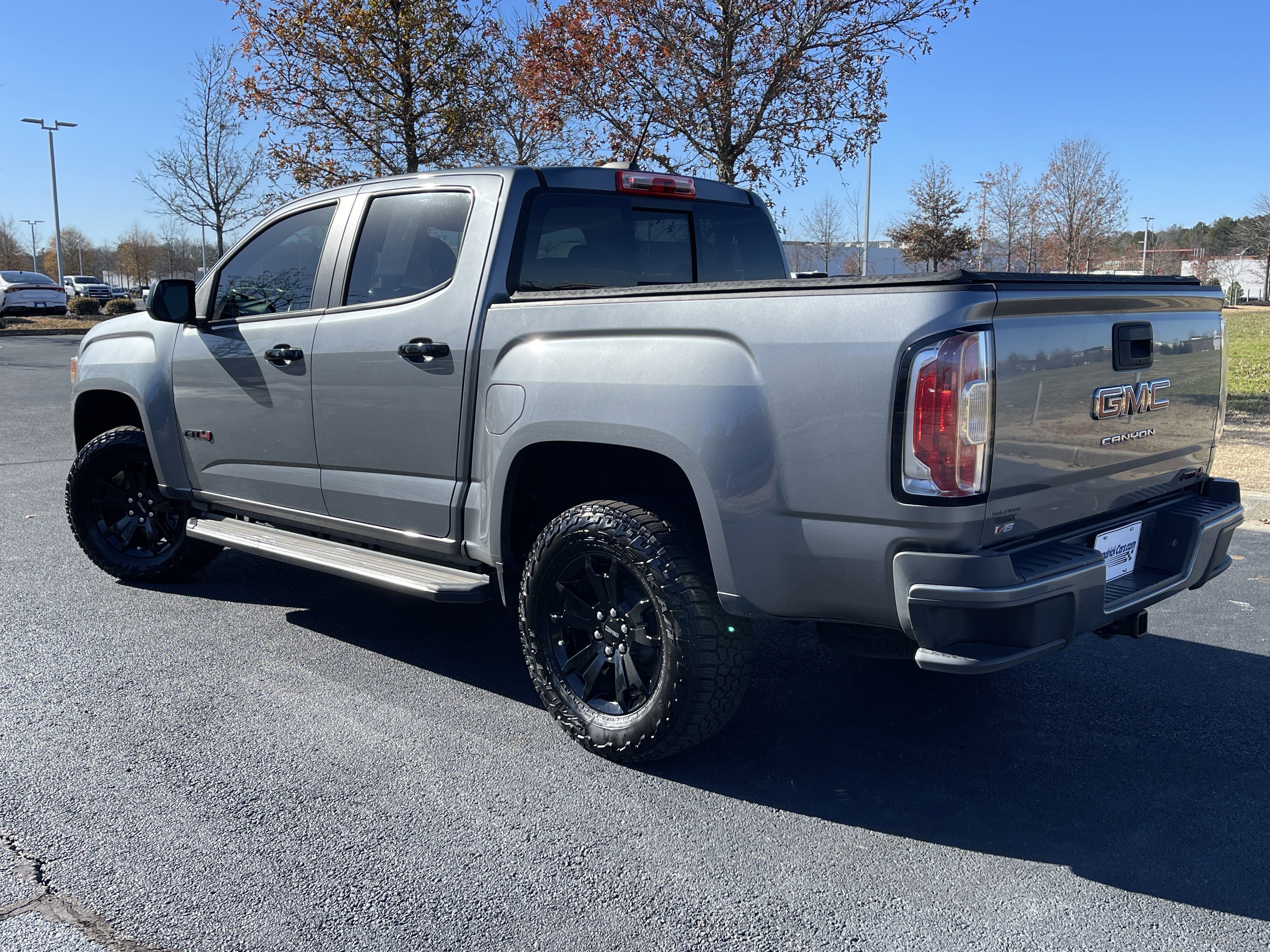 Used 2022 GMC Canyon AT4 image 7