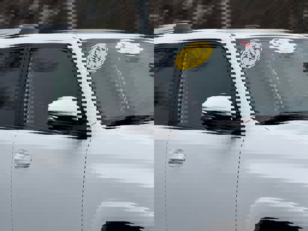 Certified 2024 Toyota 4Runner SR5 Premium image 7