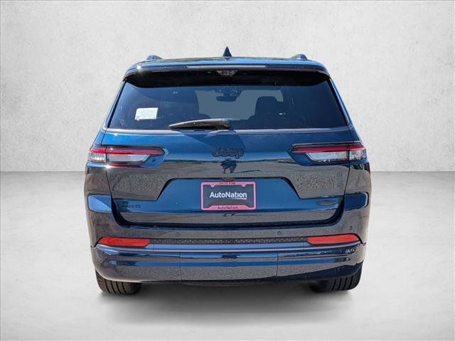 New 2026 Jeep Grand Cherokee L Summit w/ Obsidian Package AWD/4WD image 8