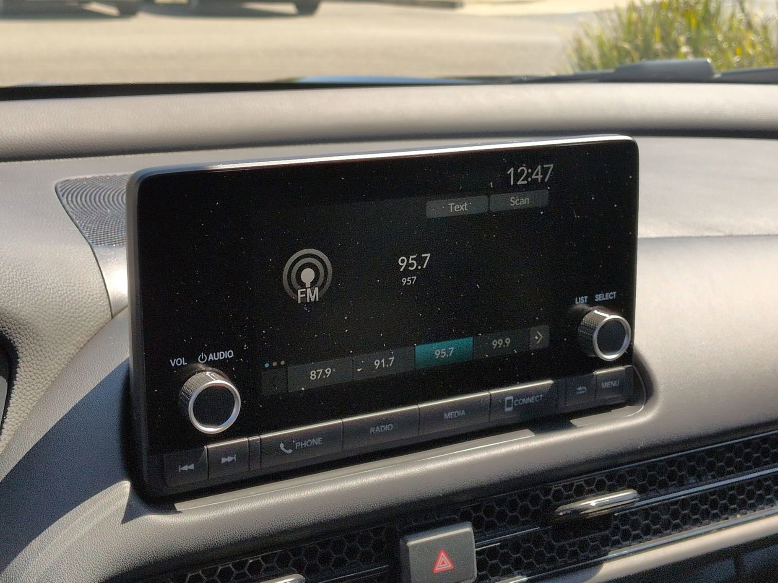 Certified 2024 Honda HR-V LX image 18