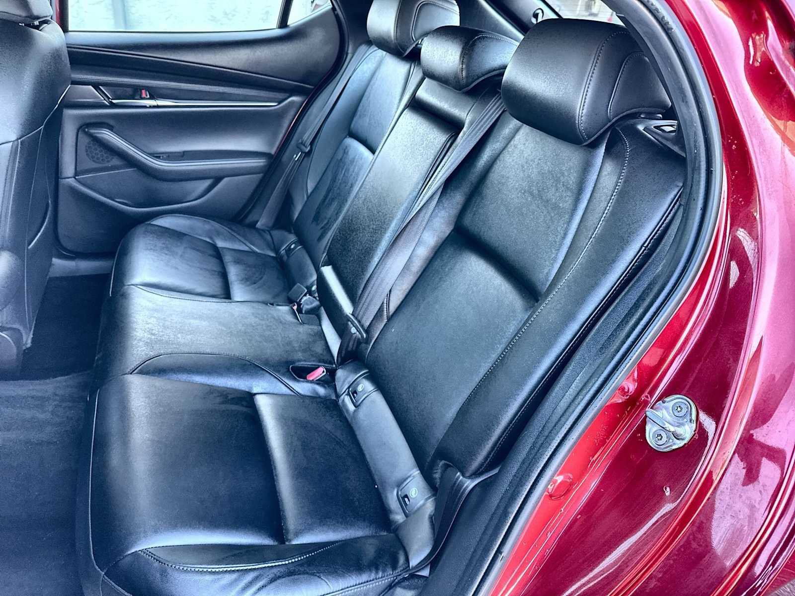 Used 2022 MAZDA MAZDA3 s image 19