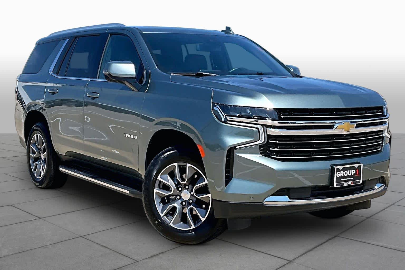 Used 2024 Chevrolet Tahoe LT w/ Luxury Package RWD image 3
