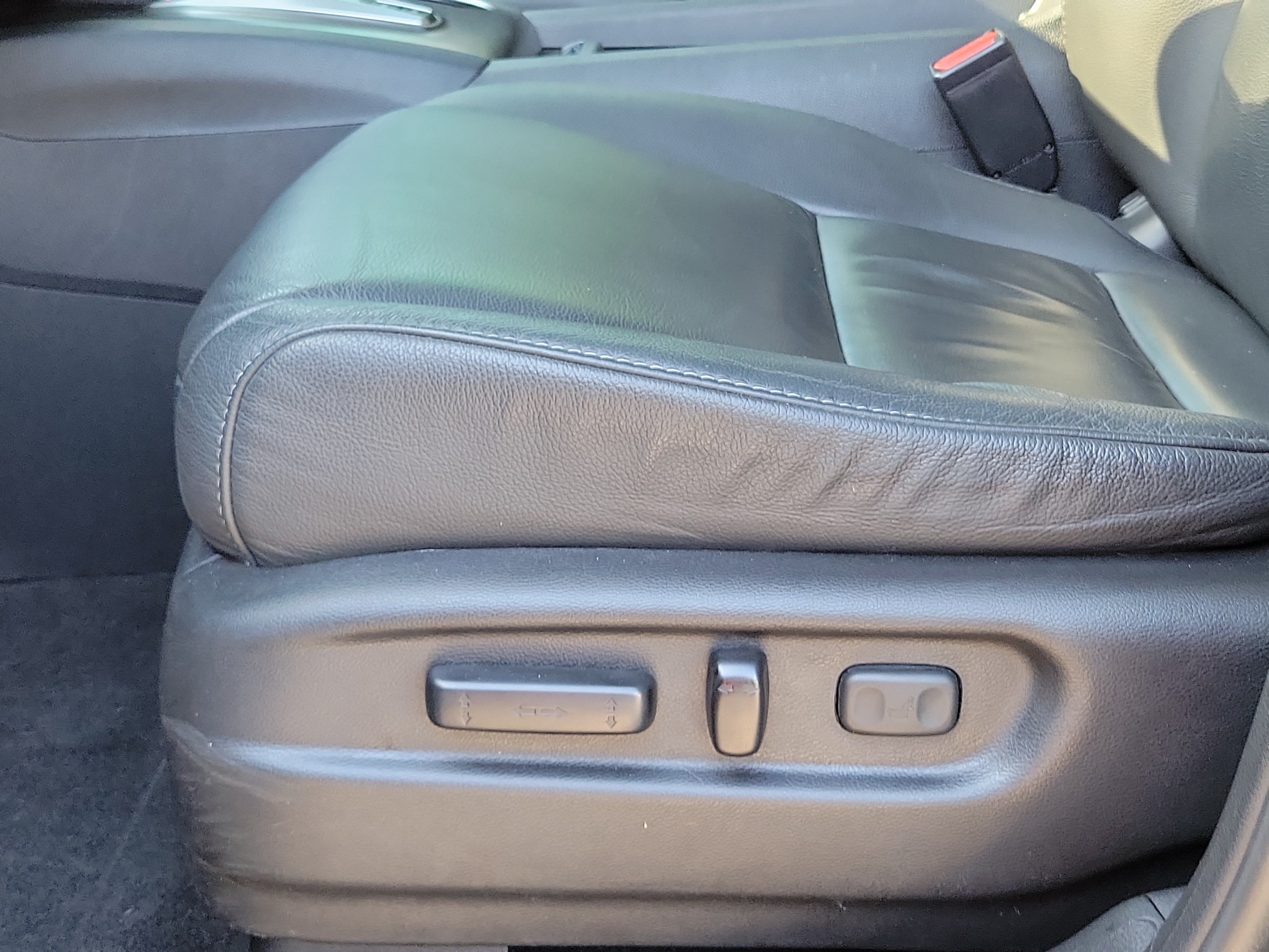 Used 2022 Honda Pilot EX-L image 25